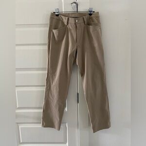 Lululemon mens ABC pants size 32 khaki color